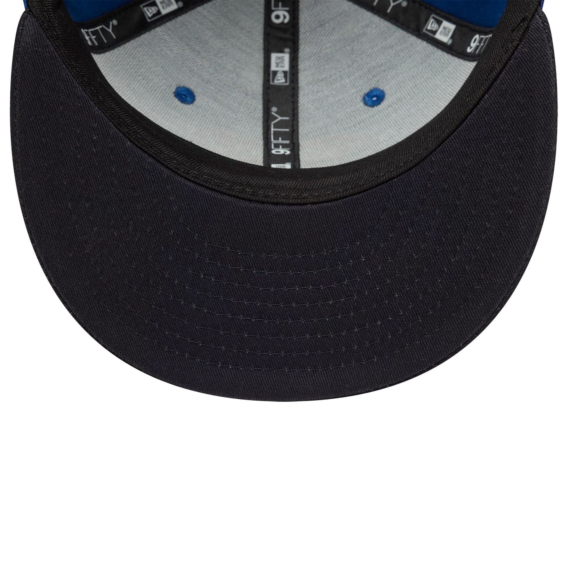 This is a Superman Youth DC Blue 9FIFTY Snapback Adjustable Cap 5