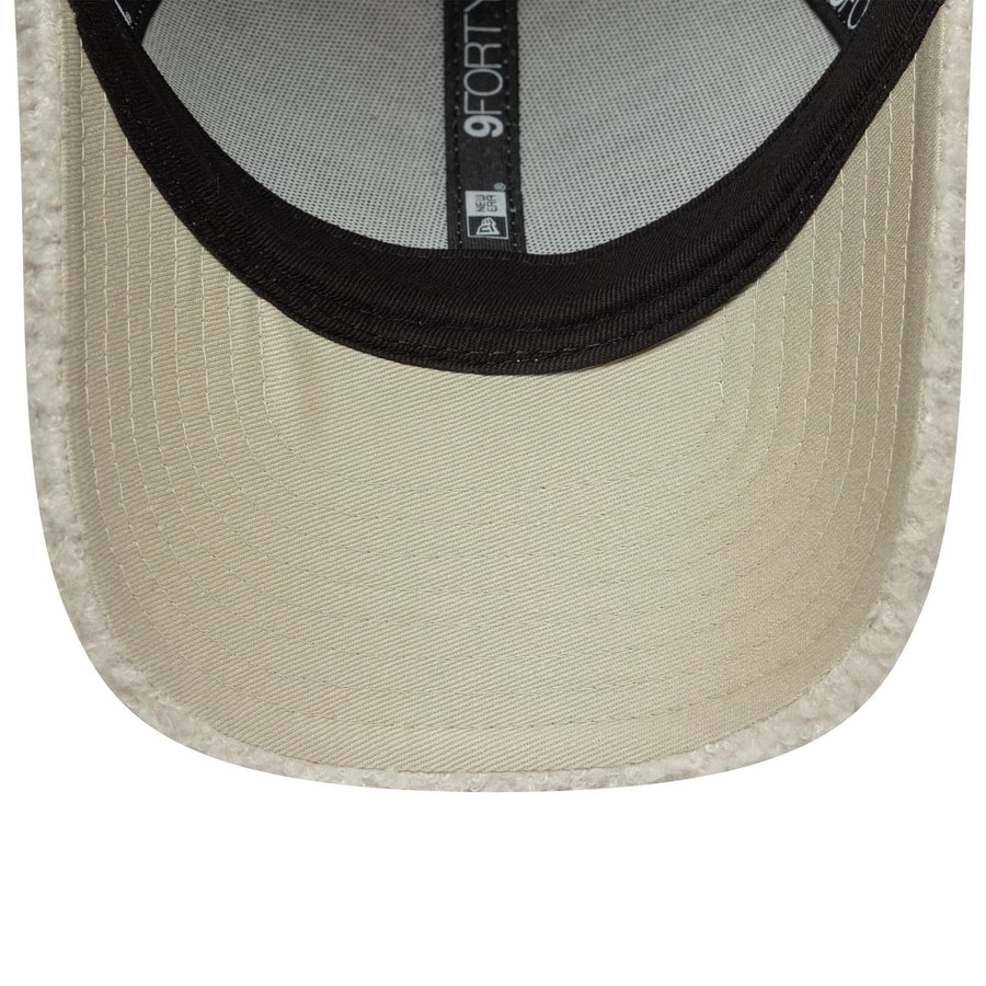 This is a Child New Era Winter Borg Cream 9FORTY Adjustable Cap 5