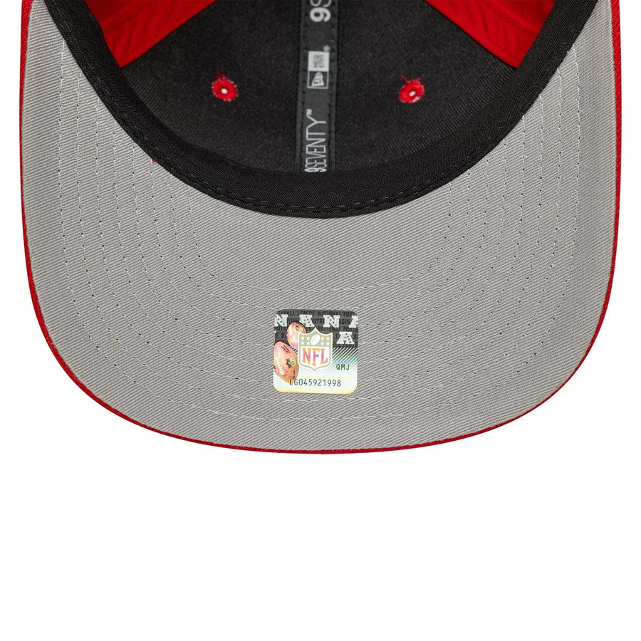 This is a Kansas City Chiefs NFL Patch Red 9SEVENTY Stretch-Snap Adjustable Cap 2