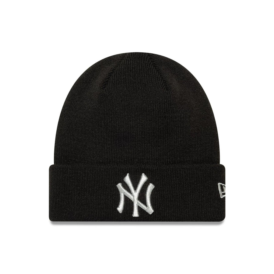 This is a New York Yankees MLB Metallic Black Cuff Knit Beanie Hat 1