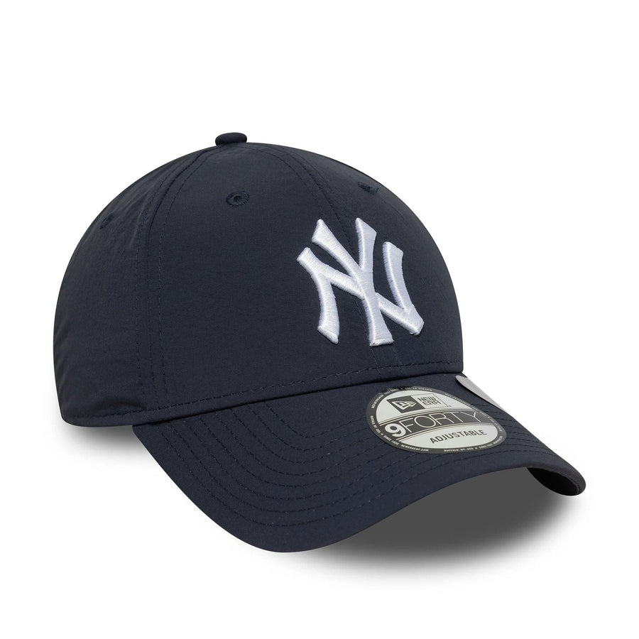 This is a New York Yankees MLB Recycled Navy 9FORTY Adjustable Cap 3