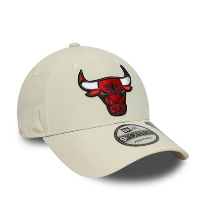 This is a Chicago Bulls NBA Recycled Cream 9FORTY Adjustable Cap 3