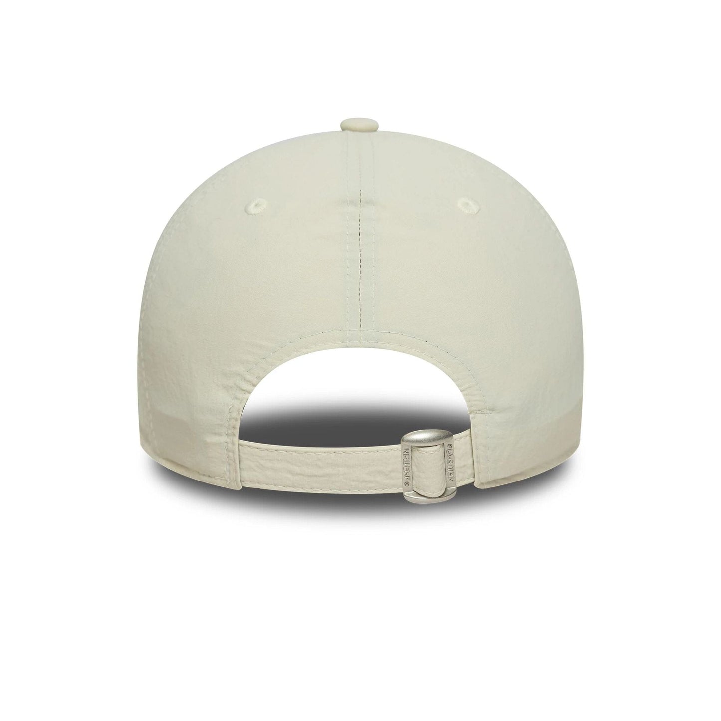 This is a Chicago Bulls NBA Recycled Cream 9FORTY Adjustable Cap 4