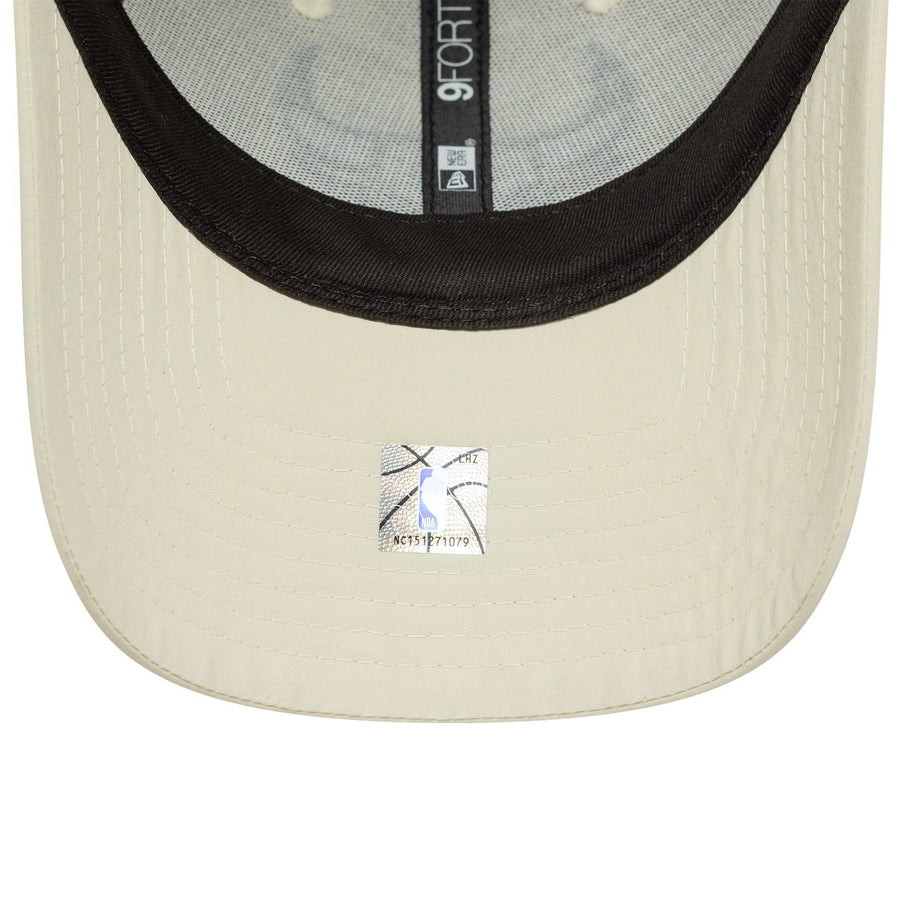 This is a Chicago Bulls NBA Recycled Cream 9FORTY Adjustable Cap 5