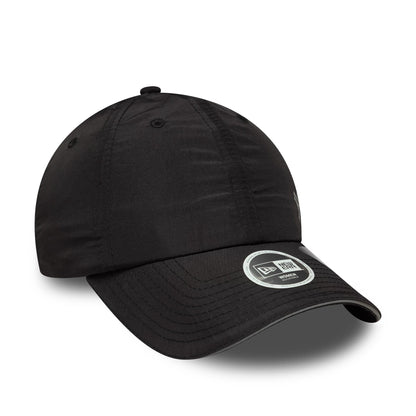 This is a New York Yankees Womens MLB Flawless Black Pony Tail Adjustable Cap 4