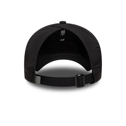 This is a New York Yankees Womens MLB Flawless Black Pony Tail Adjustable Cap 2