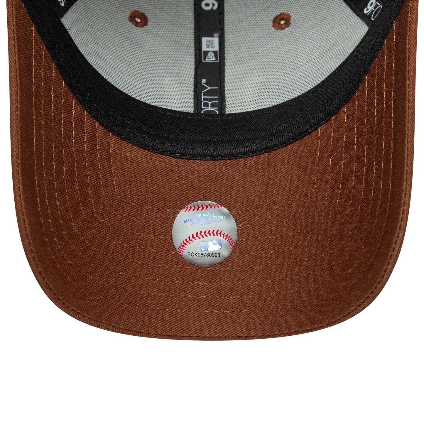 This is a New York Yankees Womens MLB League Essential Brown 9FORTY Adjustable Cap 5
