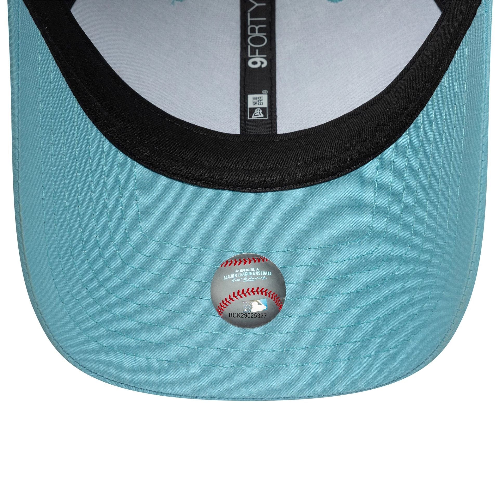 This is a New York Yankees MLB Tonal Flawless Pastel Blue 9FORTY Adjustable Cap 5
