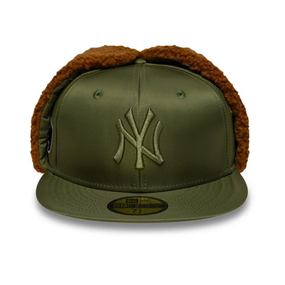 This is a New York Yankees MLB X Alpha Open Green Dogear 59FIFTY Fitted Cap 3