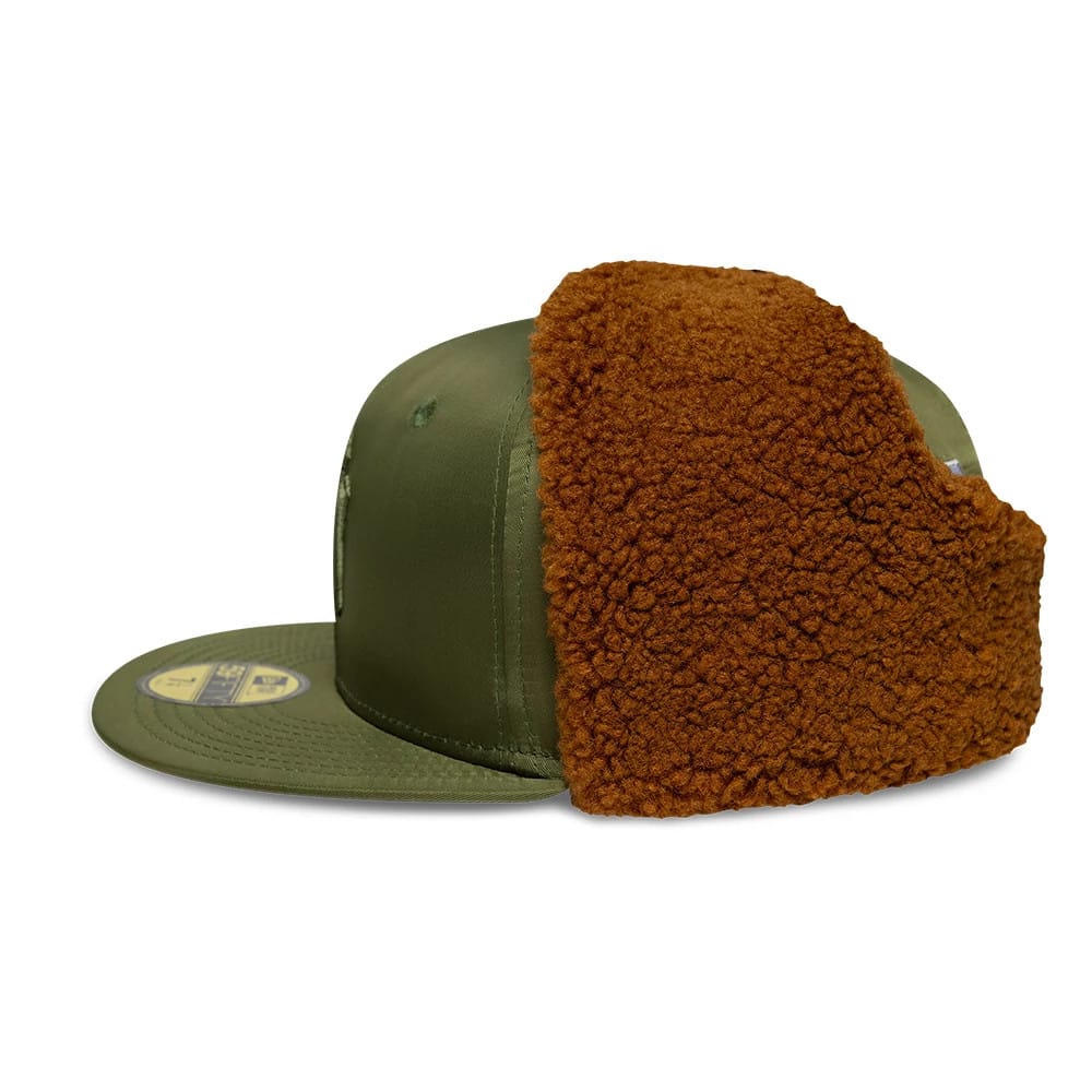 This is a New York Yankees MLB X Alpha Open Green Dogear 59FIFTY Fitted Cap 6