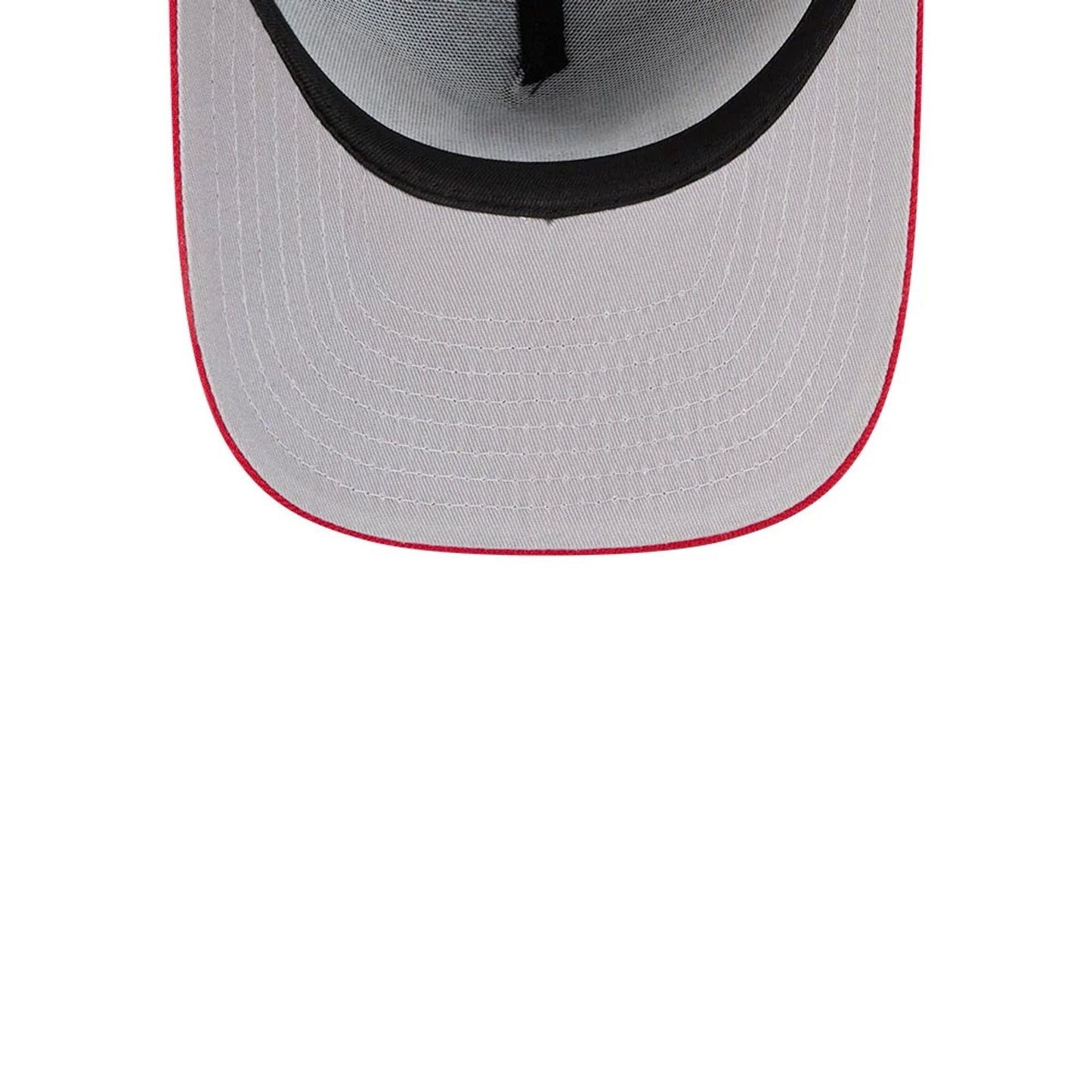 Pictured is this MLB Cartoon Atlanta Braves 59FIFTY A-Frame Fitted cap in navy. 2