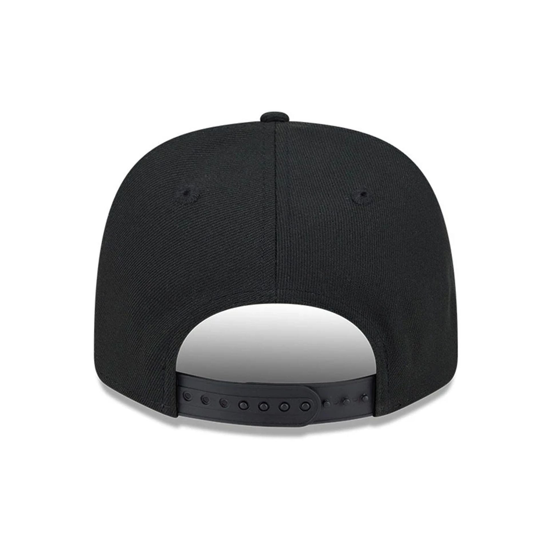 This is a Pittsburgh Penguins NHL Stated Black 9SEVENTY Stretch Snap Adjustable Cap 7