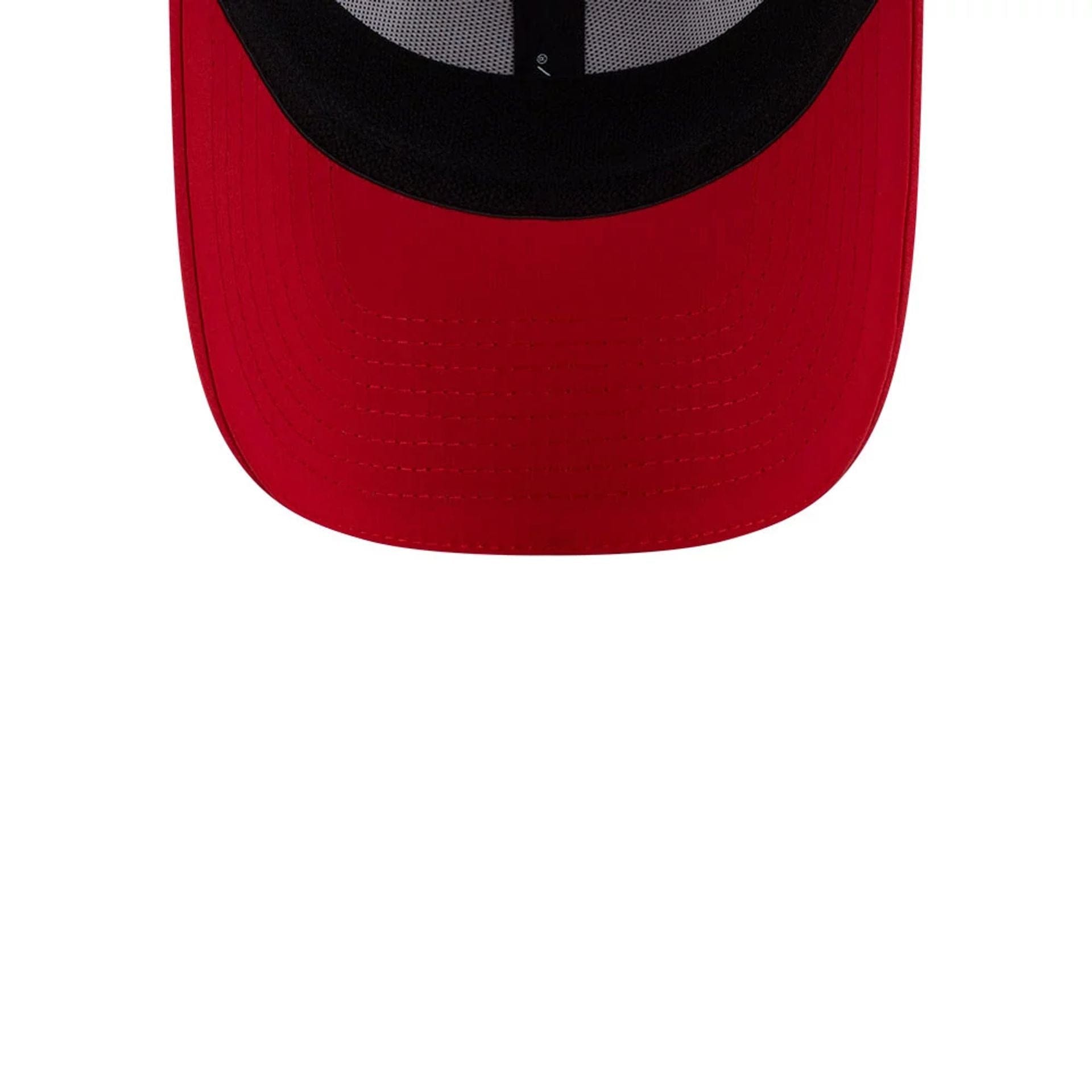 This is a Kansas City Chiefs NFL Training 2025 White 39THIRTY Stretch Fit Cap 7