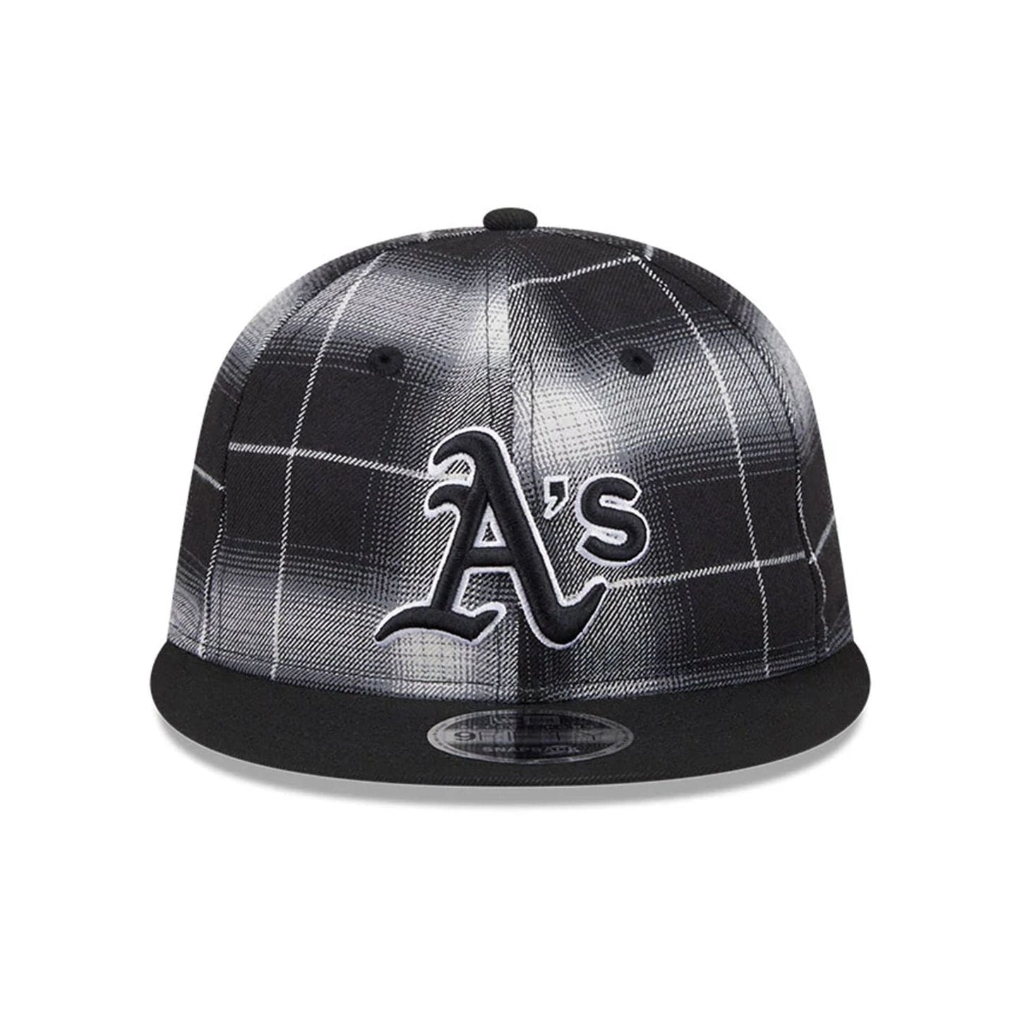 This is a Oakland Athletics MLB Plaid Black Retro Crown 9FIFTY Snapback Adjustable Cap 3