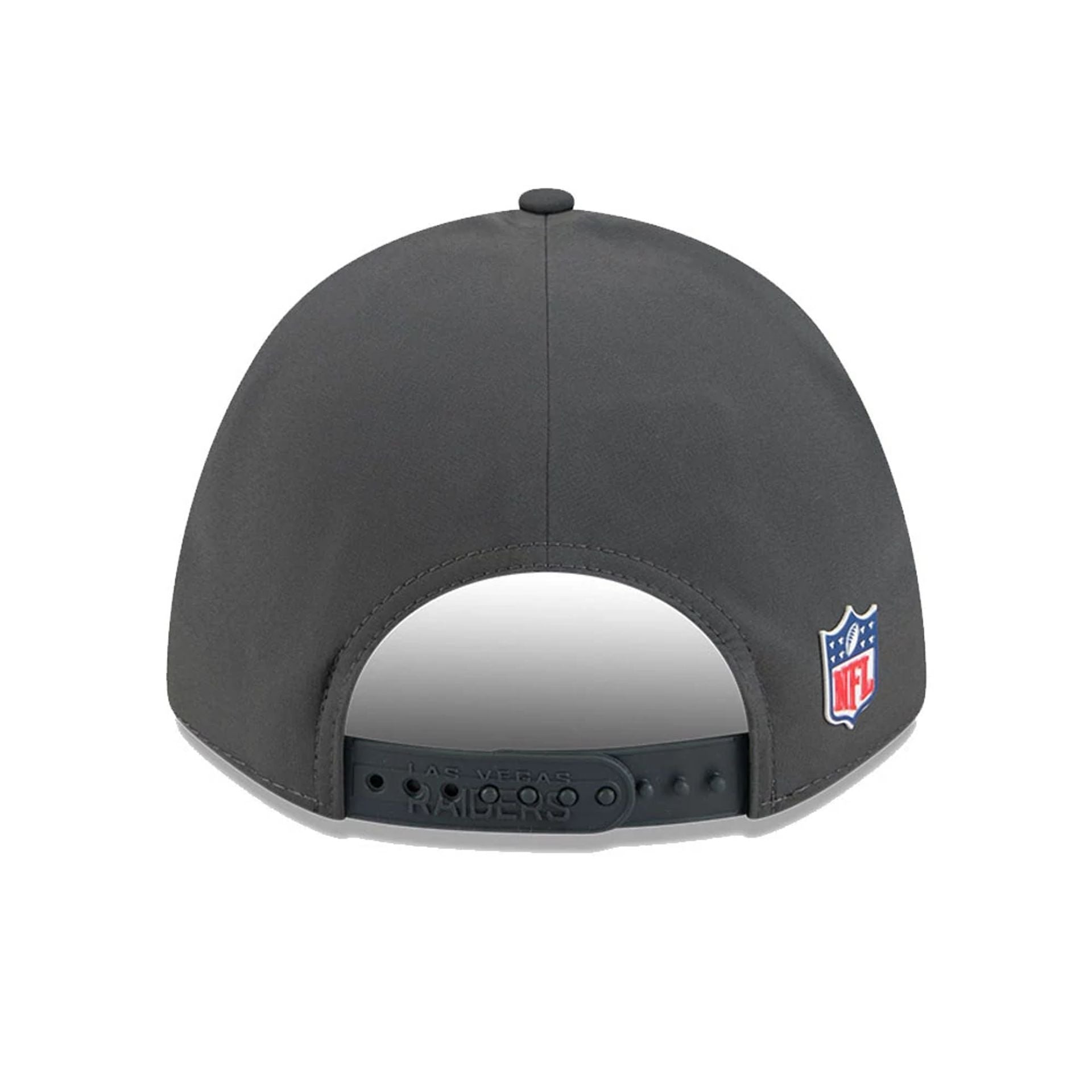 This is a Las Vegas Raiders NFL Sideline 2025 Charcoal 9FORTY M-Crown Adjustable Cap 7