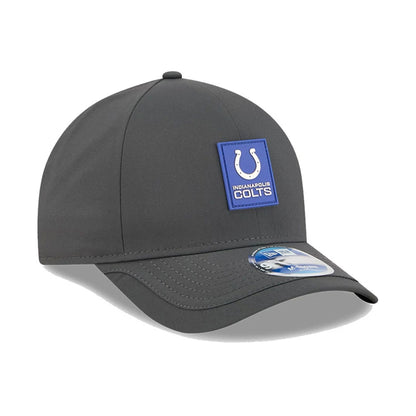 This is a Indianapolis Colts NFL Sideline 2025 Charcoal 9FORTY M-Crown Adjustable Cap 4