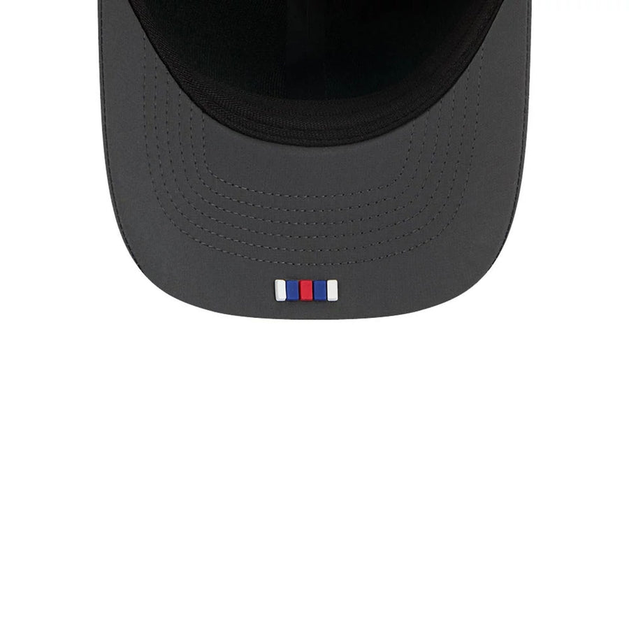 This is a New York Giants NFL Sideline 2025 Charcoal 9FORTY M-Crown Adjustable Cap 2