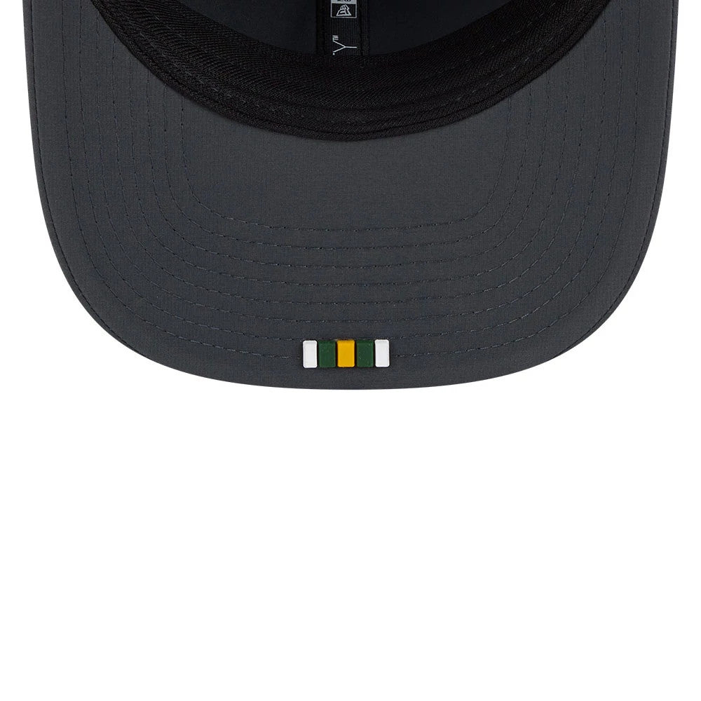 This is a Green Bay Packers NFL Sideline 2025 Charcoal 9SEVENTY Stretch Snap Adjustable Cap 7