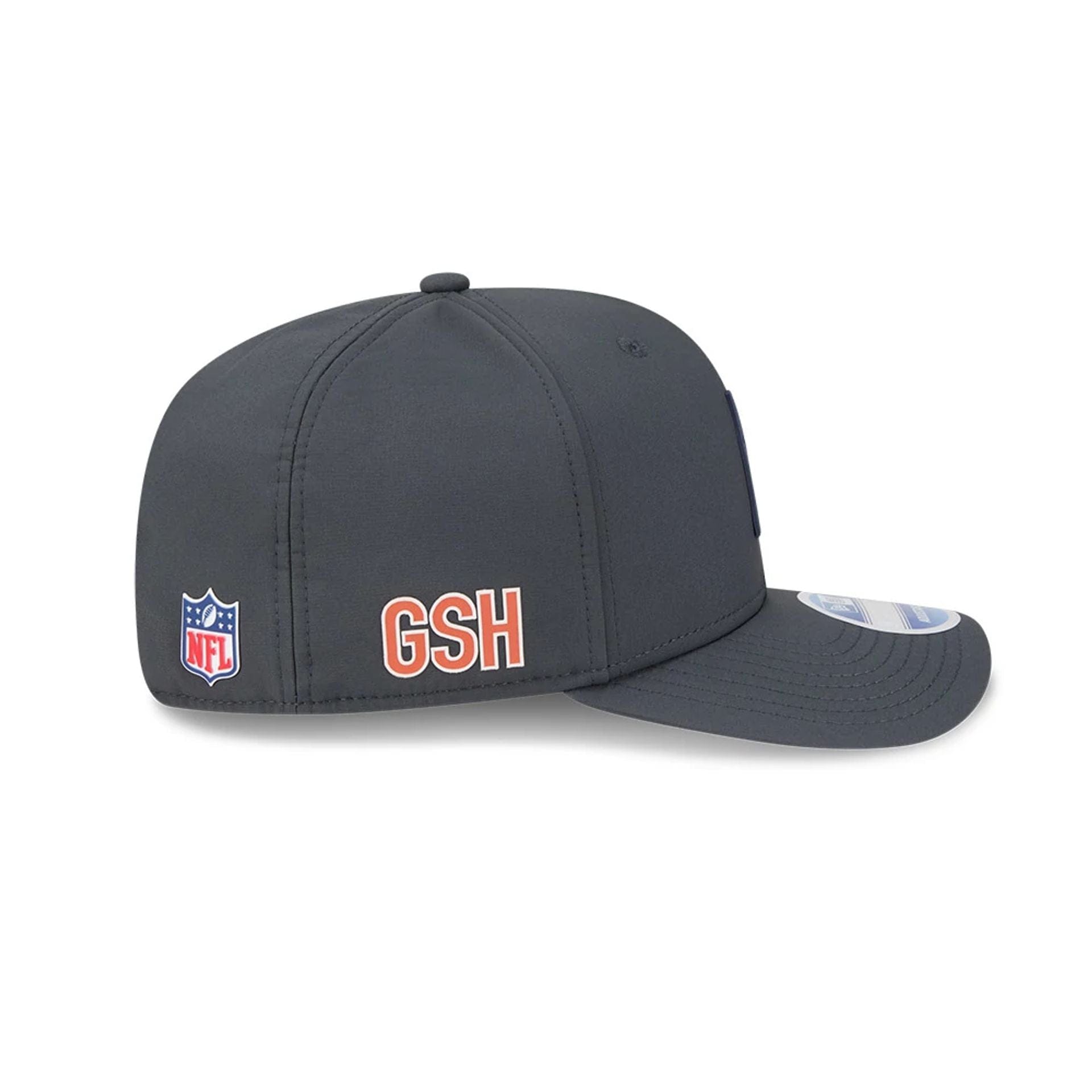 This is a Chicago Bears NFL Sideline Charcoal 9SEVENTY Stretch Snap Adjustable Cap 5