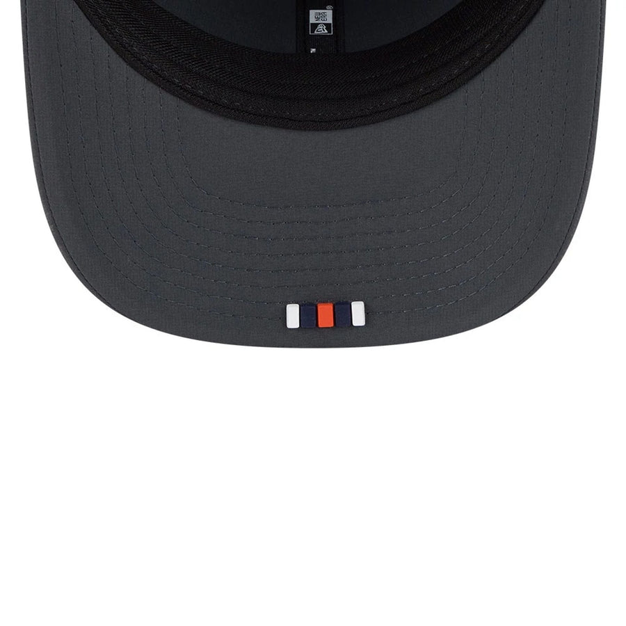 This is a Chicago Bears NFL Sideline Charcoal 9SEVENTY Stretch Snap Adjustable Cap 2
