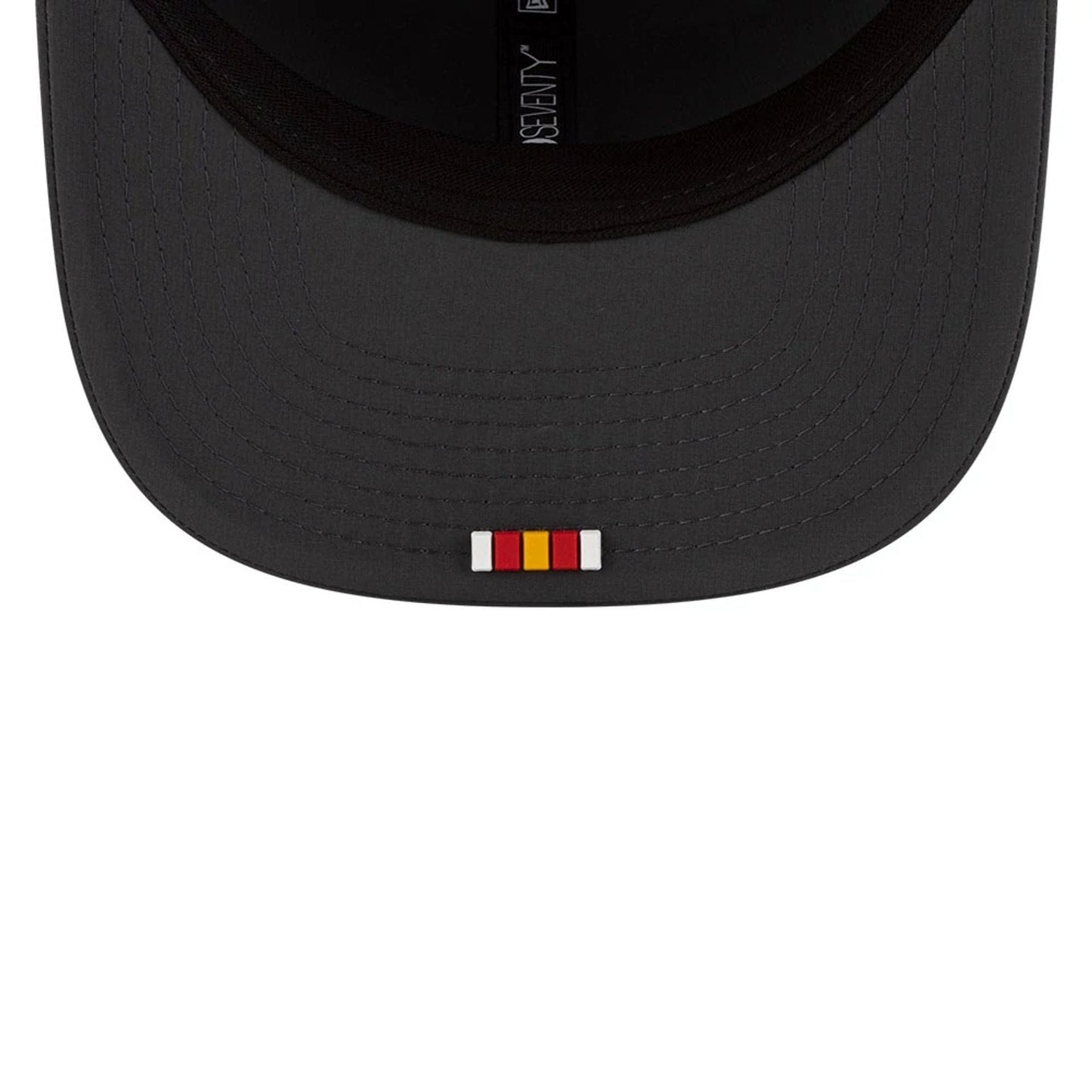 This is a Kansas City Chiefs NFL Sideline 2025 Charcoal 9SEVENTY Stretch Snap Adjustable Cap 2