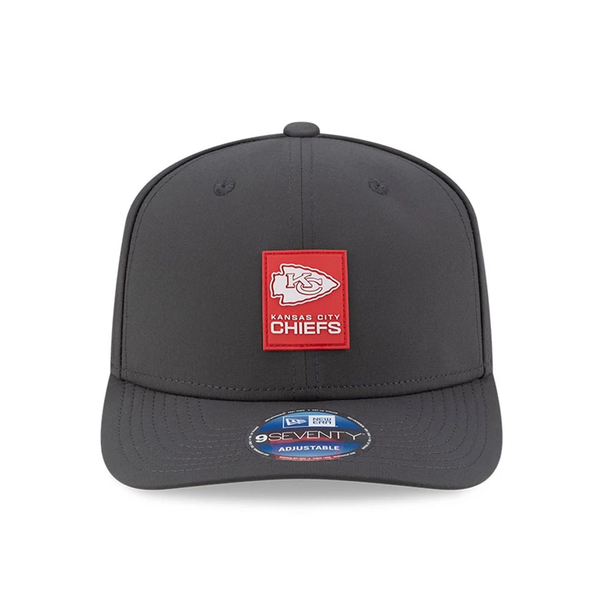 This is a Kansas City Chiefs NFL Sideline 2025 Charcoal 9SEVENTY Stretch Snap Adjustable Cap 3