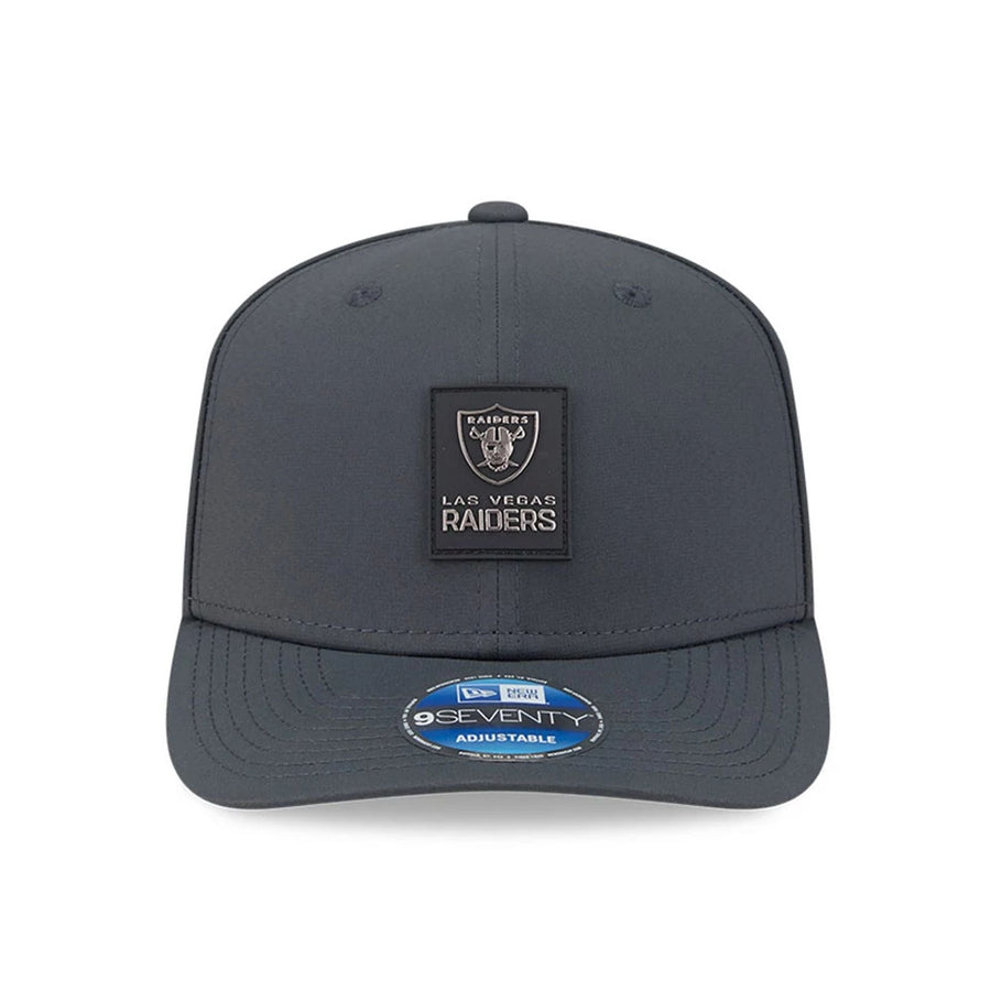 This is a Las Vegas Raiders NFL Sideline 2025 Charcoal 9SEVENTY Stretch Snap Adjustable Cap 3