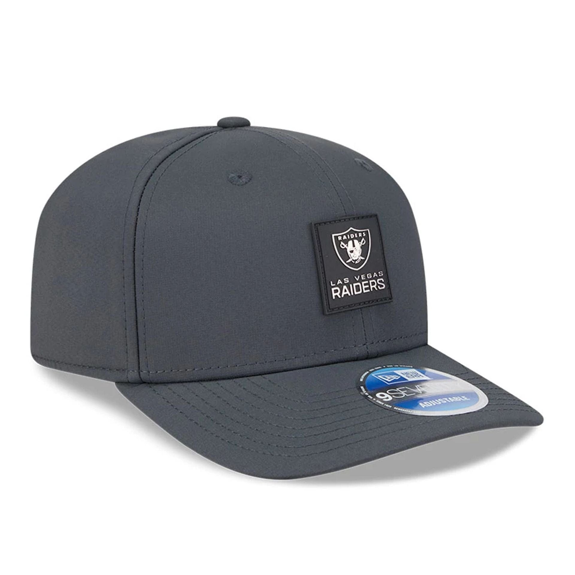 This is a Las Vegas Raiders NFL Sideline 2025 Charcoal 9SEVENTY Stretch Snap Adjustable Cap 4