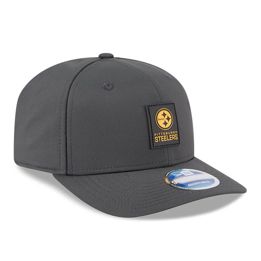 This is a Pittsburgh Steelers NFL Sideline 2025 Charcoal 9SEVENTY Stretch Snap Adjustable Cap 4