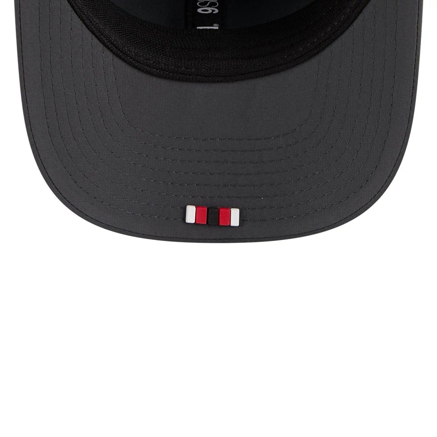 This is a San Francisco 49ers NFL Sideline 2025 Charcoal 9SEVENTY Stretch Snap Adjustable Cap 2