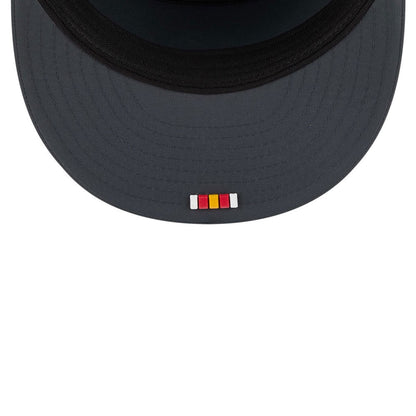 This is a Kansas City Chiefs NFL Sideline Charcoal 9FIFTY Split Panel Snapback Adjustable Cap 2