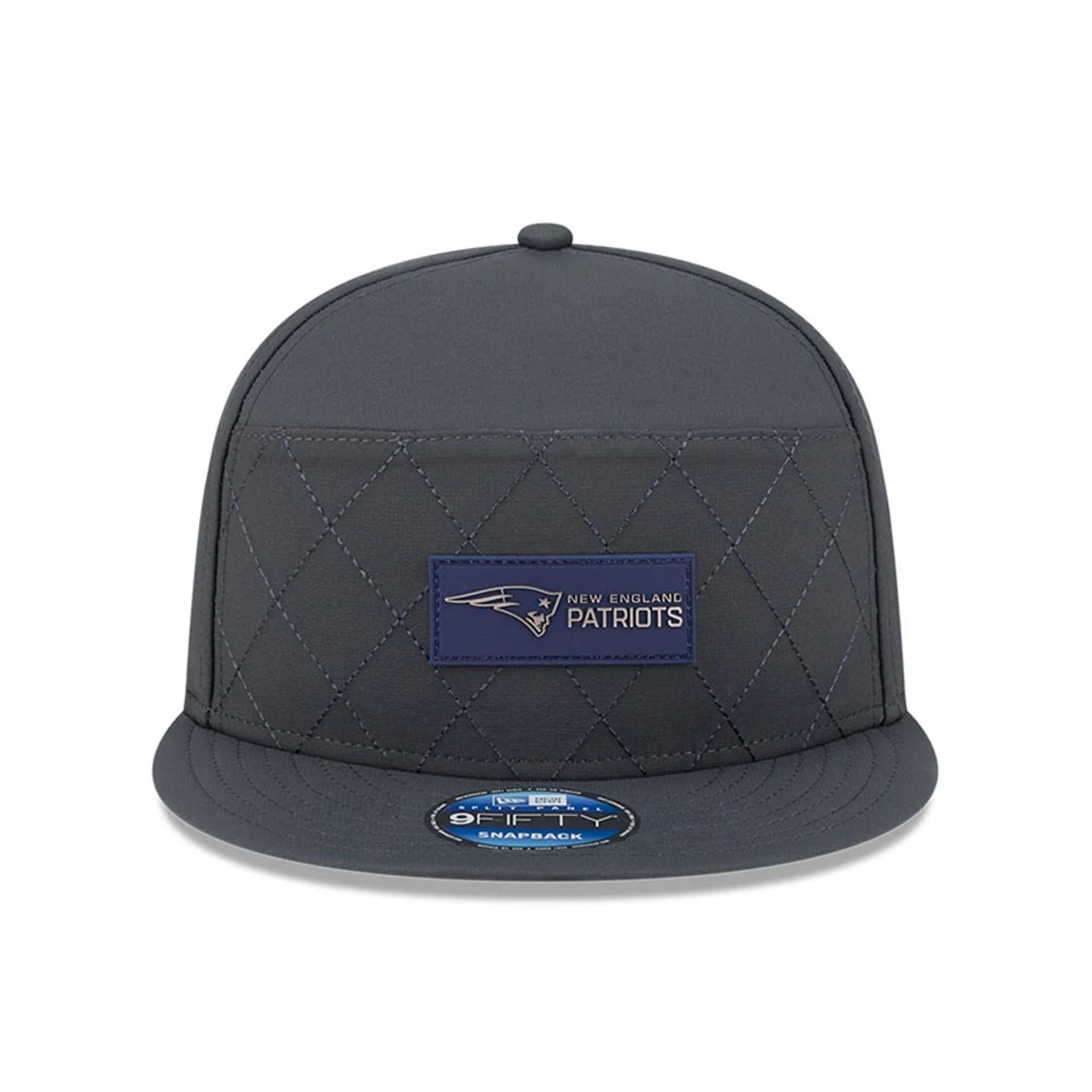This is a New England Patriots NFL Sideline Charcoal 9FIFTY Split Panel Snapback Adjustable Cap 3