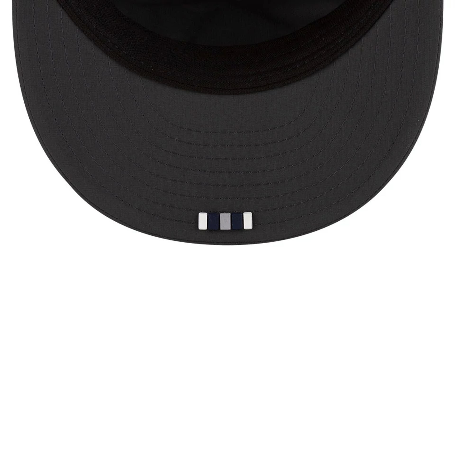 This is a Dallas Cowboys NFL Sideline Charcoal Retro Crown 59FIFTY Fitted Cap 2