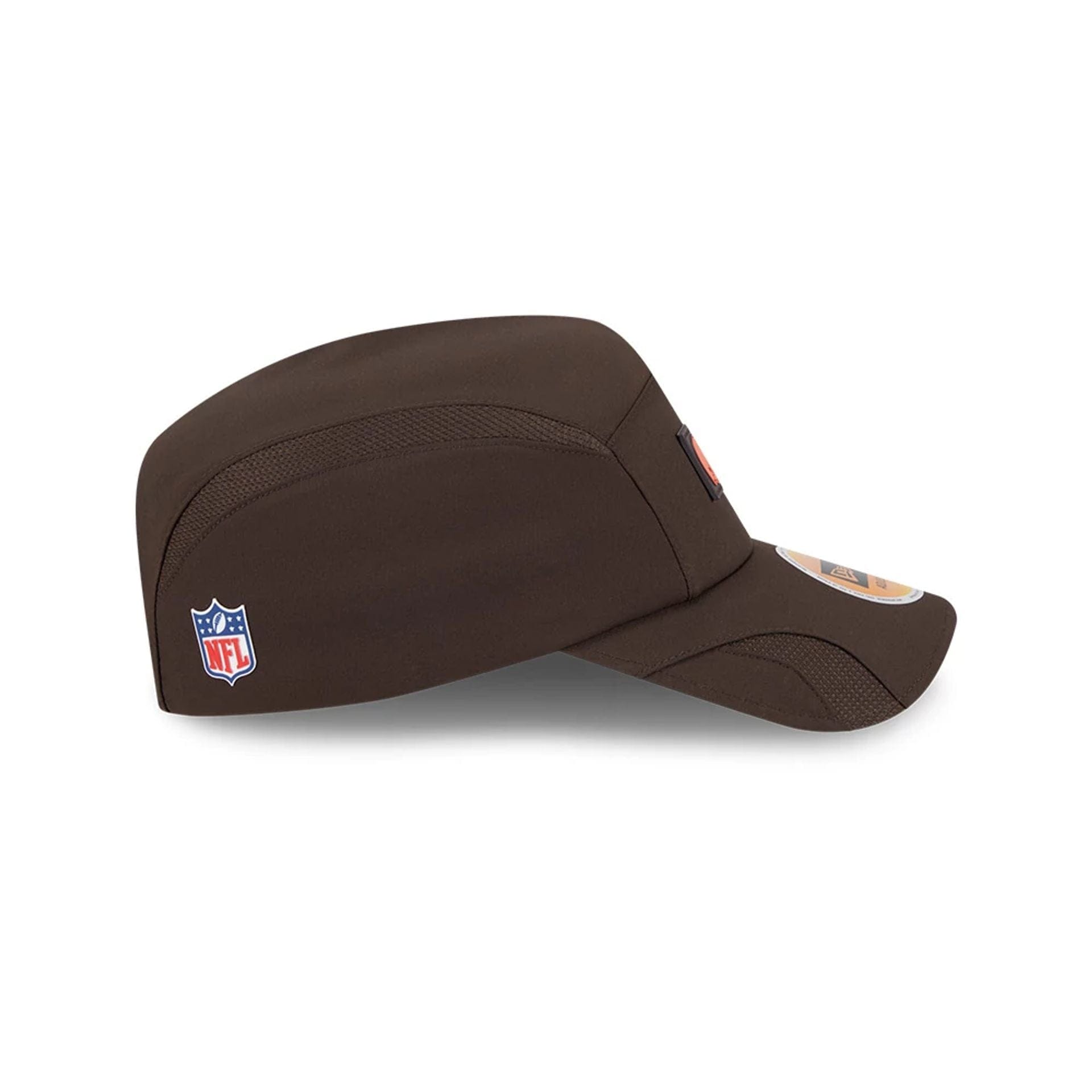 This is a Cleveland Browns NFL Sideline 2025 Dark Brown Runner Adjustable Cap 4