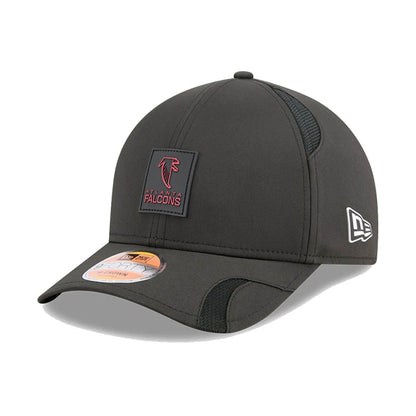 This is a Atlanta Falcons NFL Sideline 2025 Black 9FORTY M-Crown Adjustable Cap 1