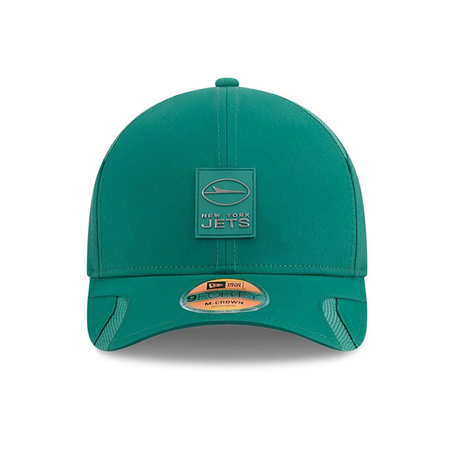 This is a New York Jets NFL Sideline 2025 Green 9FORTY M-Crown Adjustable Cap 3