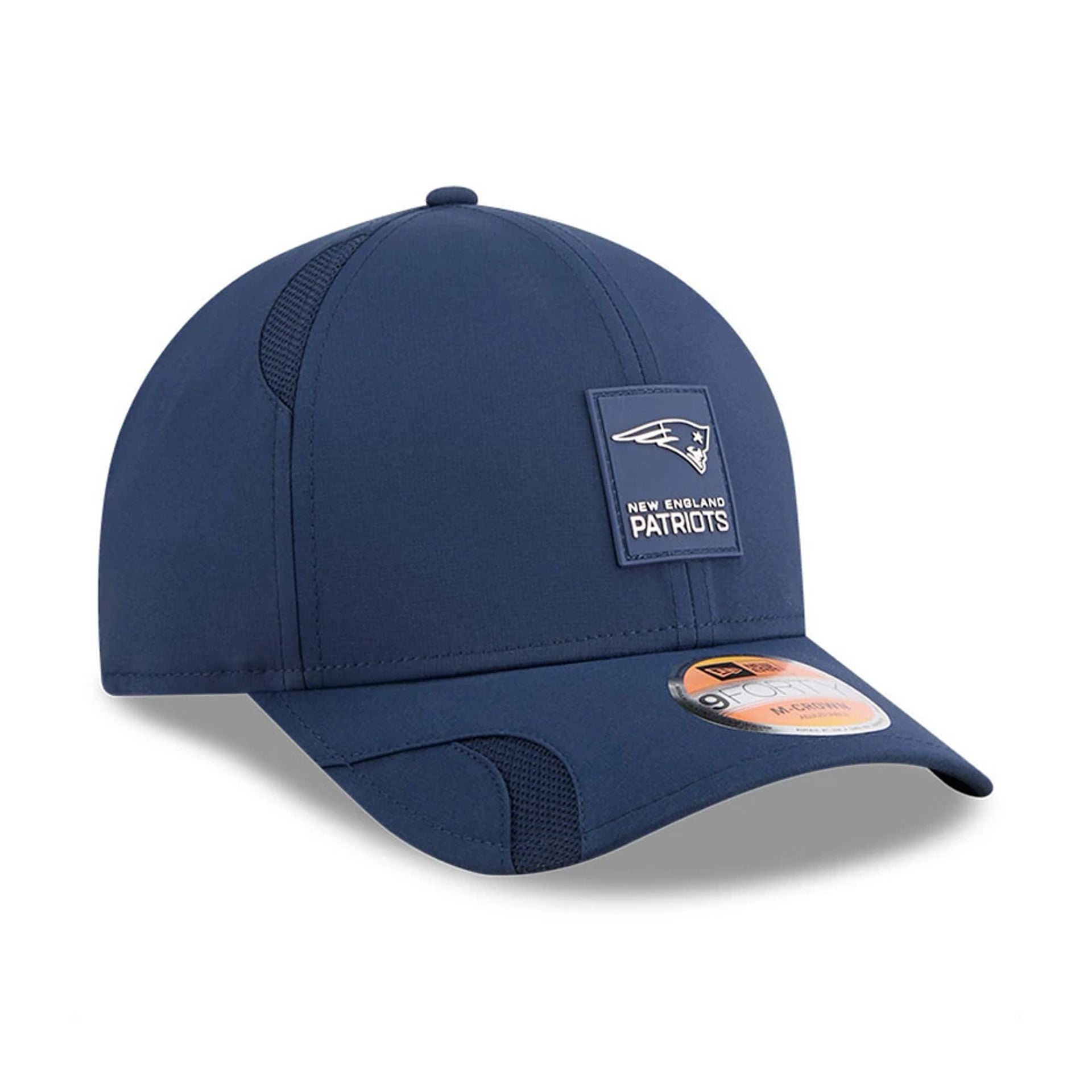 This is a New England Patriots NFL Sideline 2025 Dark Blue 9FORTY M-Crown Adjustable Cap 4