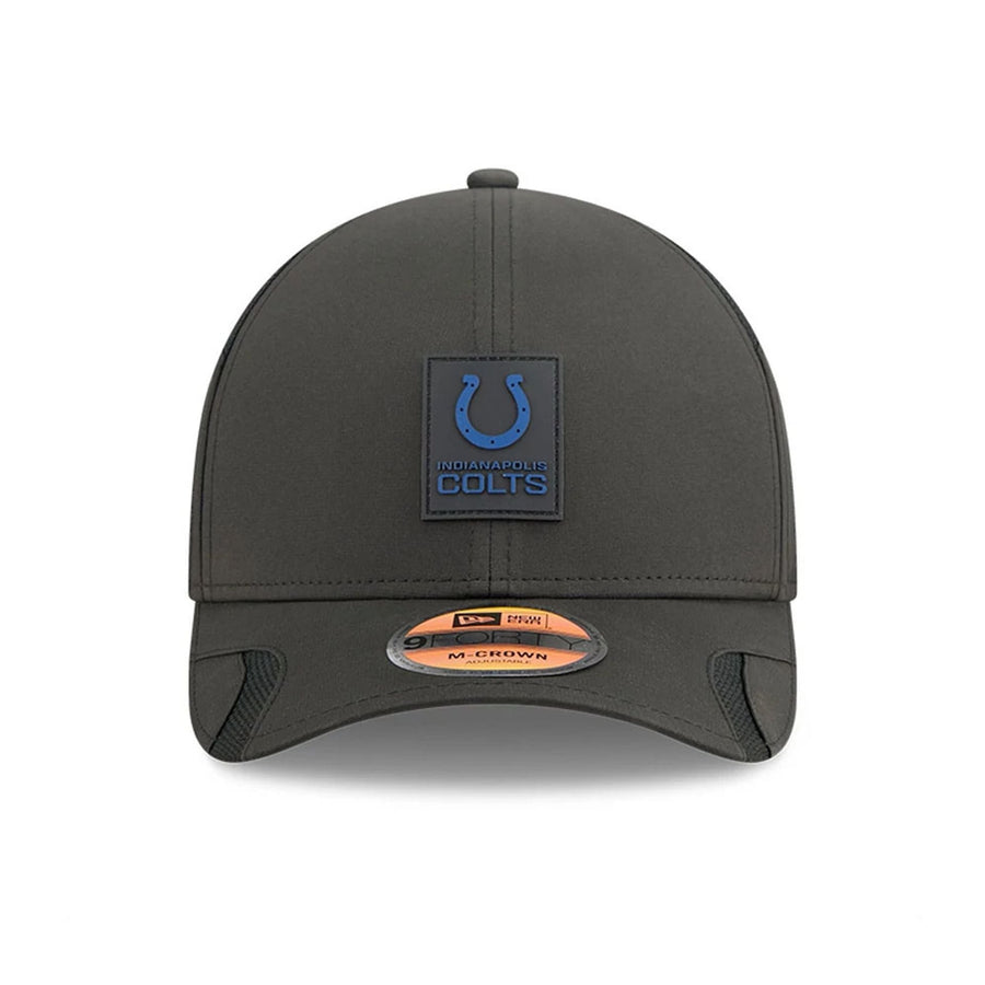 This is a Indianapolis Colts NFL Sideline 2025 Black 9FORTY M-Crown Adjustable Cap 3