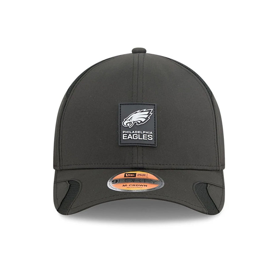 This is a Philadelphia Eagles NFL Sideline 2025 Black 9FORTY M-Crown Adjustable Cap 3