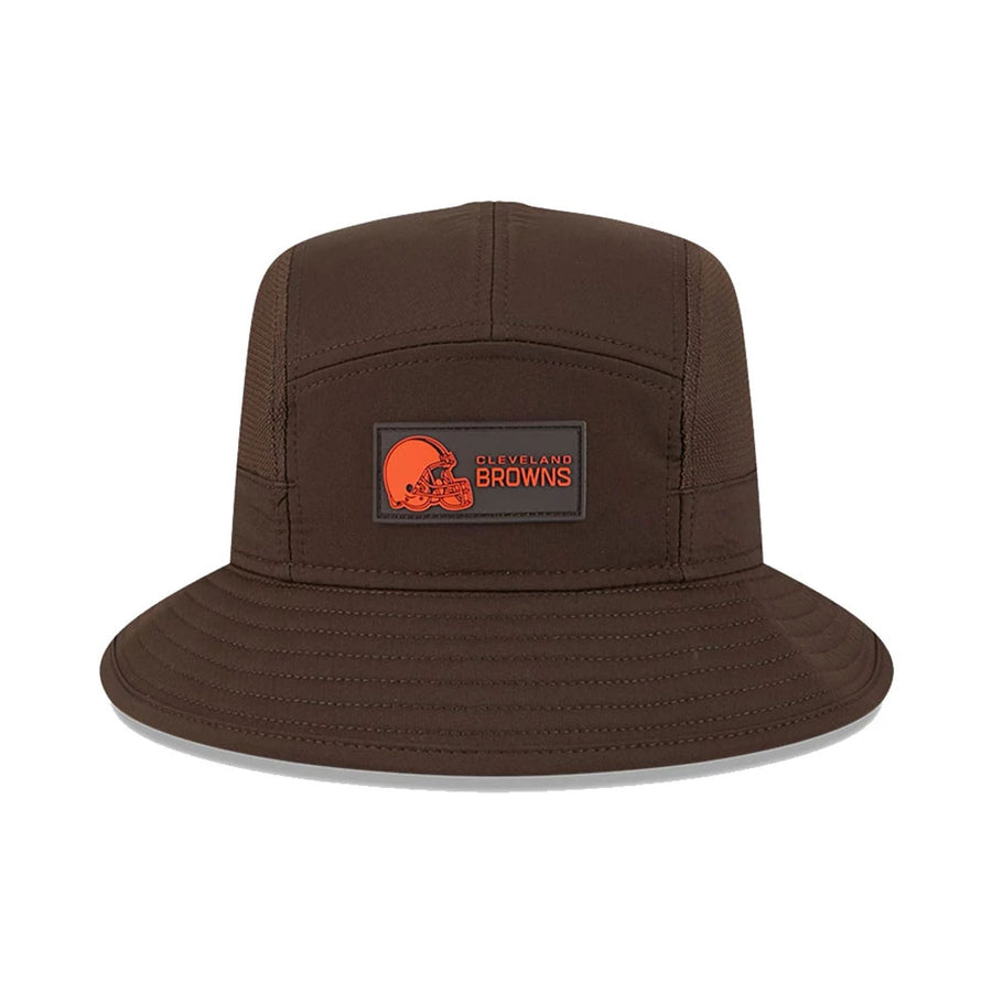 This is a Cleveland Browns NFL Sideline 2025 Dark Brown Stretch Bucket Hat 2