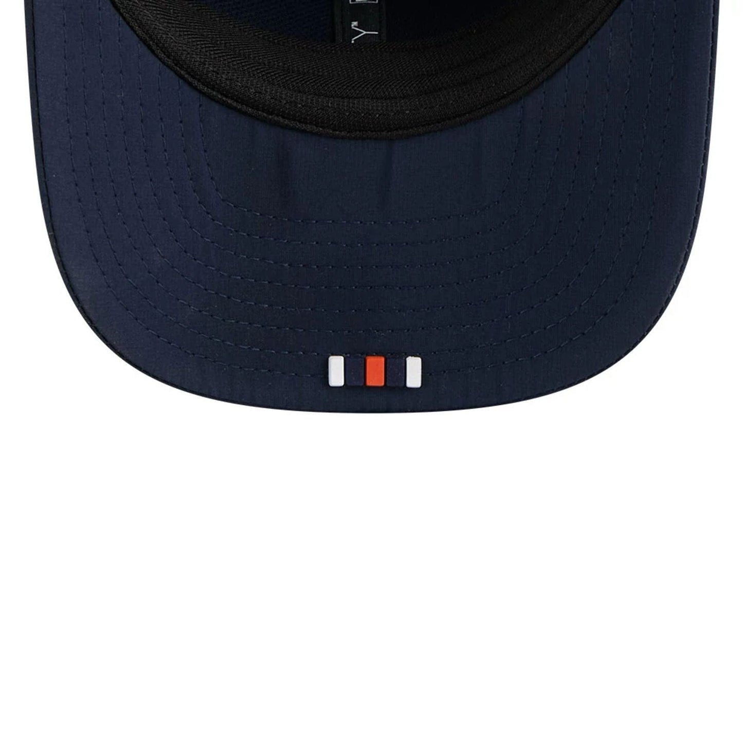 This is a Chicago Bears NFL Sideline 2025 Navy 9SEVENTY Trucker Stretch Snap Adjustable Cap 6