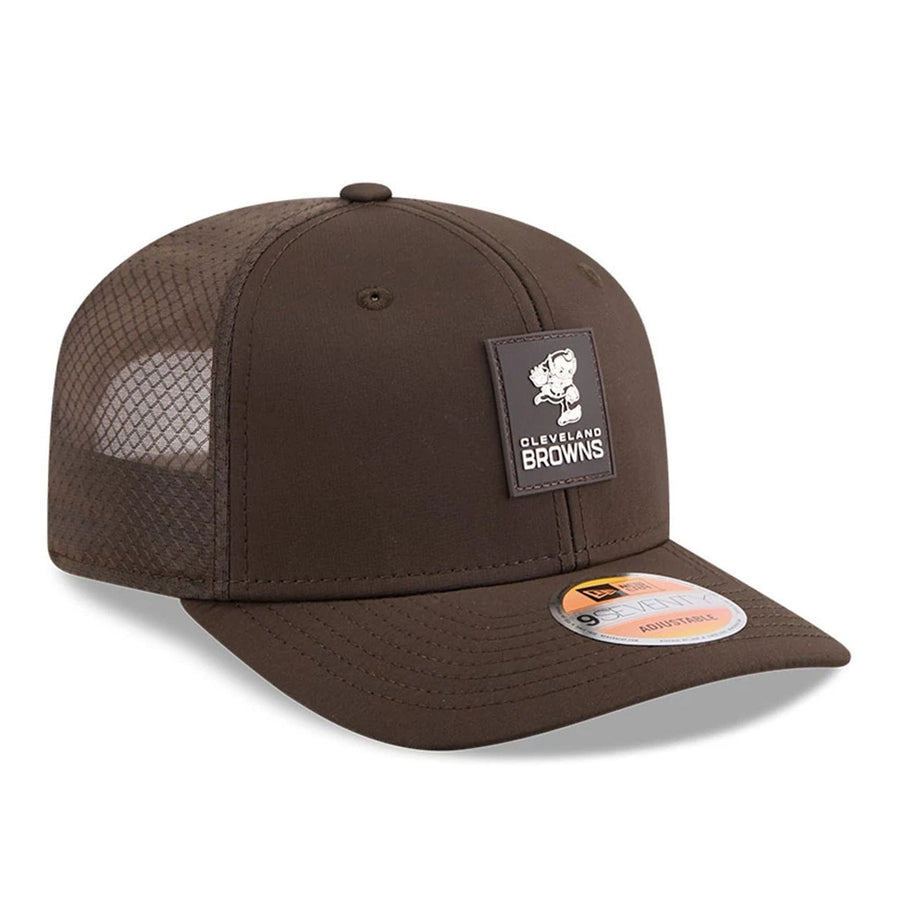 This is a Cleveland Browns NFL Sideline 2025 Dark Brown 9SEVENTY Trucker Stretch Snap Adjustable Cap 3