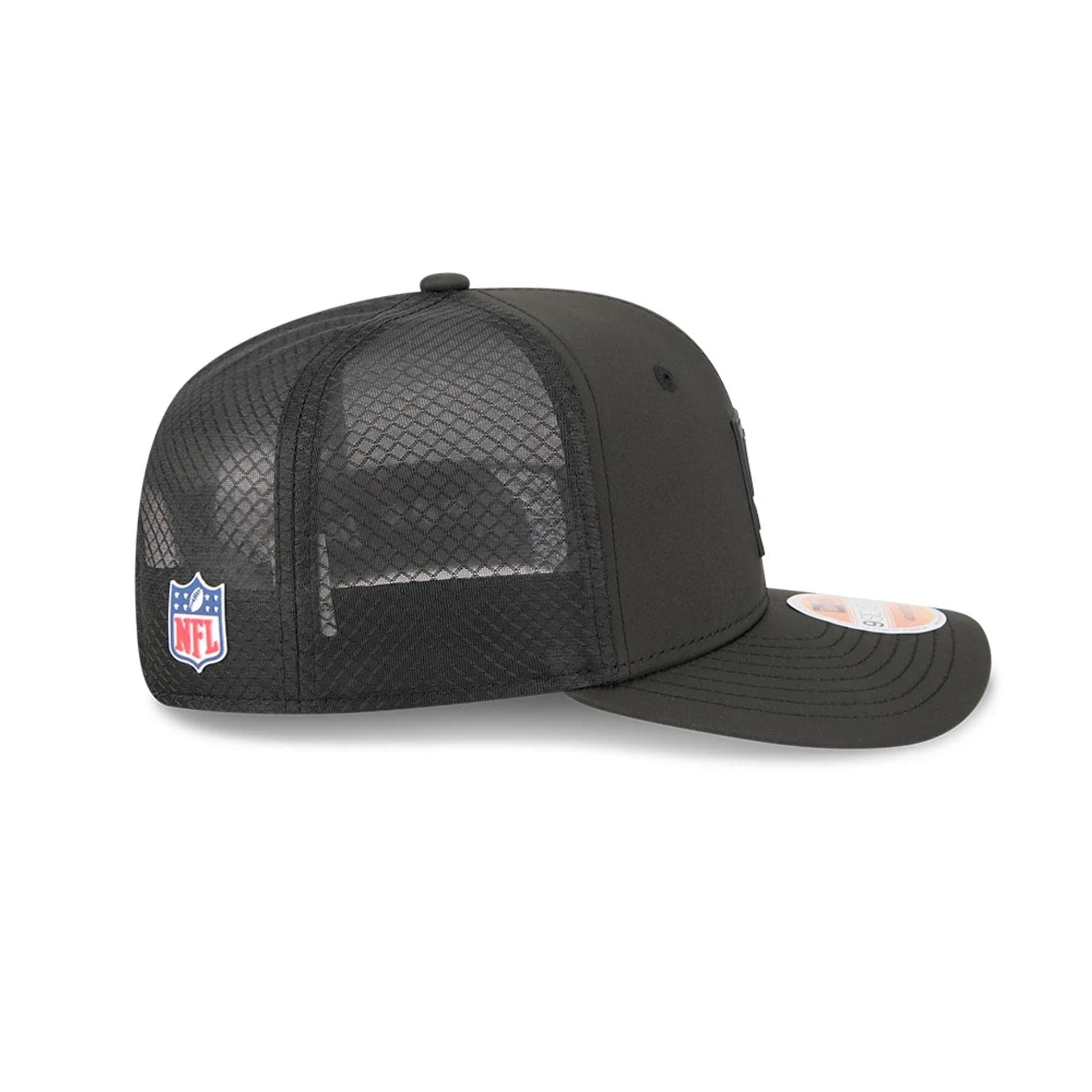 This is a Las Vegas Raiders NFL Sideline 2025 Black 9SEVENTY Trucker Stretch Snap Adjustable Cap 5