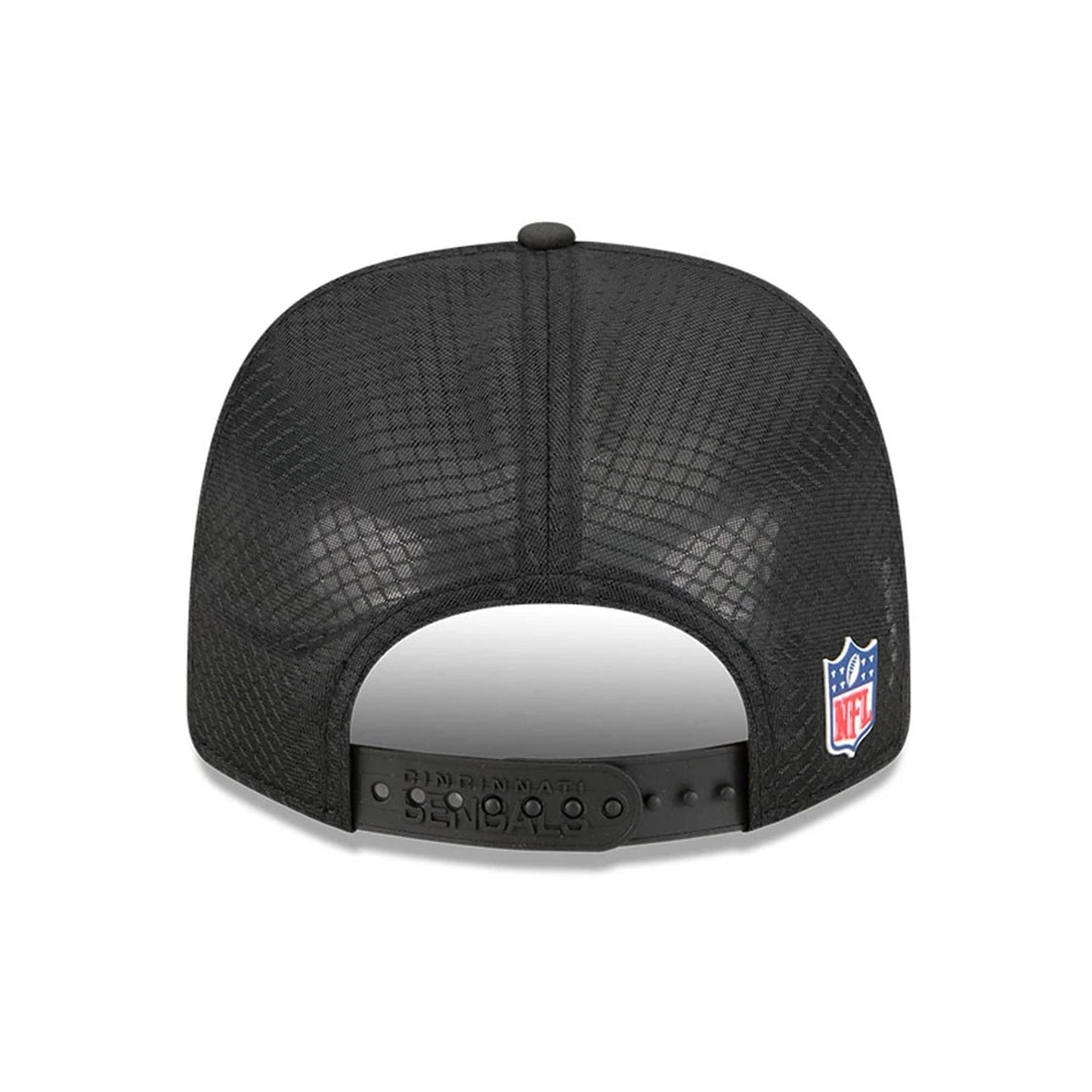 This is a Cincinnati Bengals NFL Sideline 2025 Black 9SEVENTY Trucker Stretch Snap Adjustable Cap 7