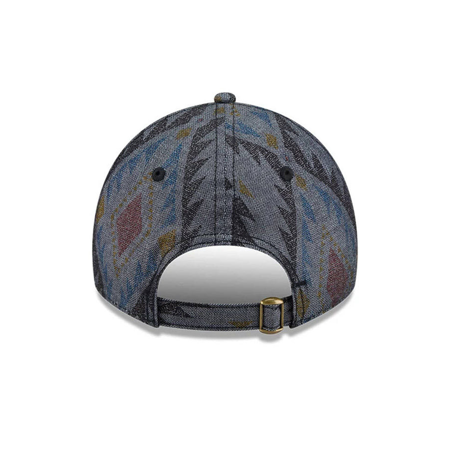 This is a New York Yankees Aztec Pattern Navy 9TWENTY Adjustable Cap 7