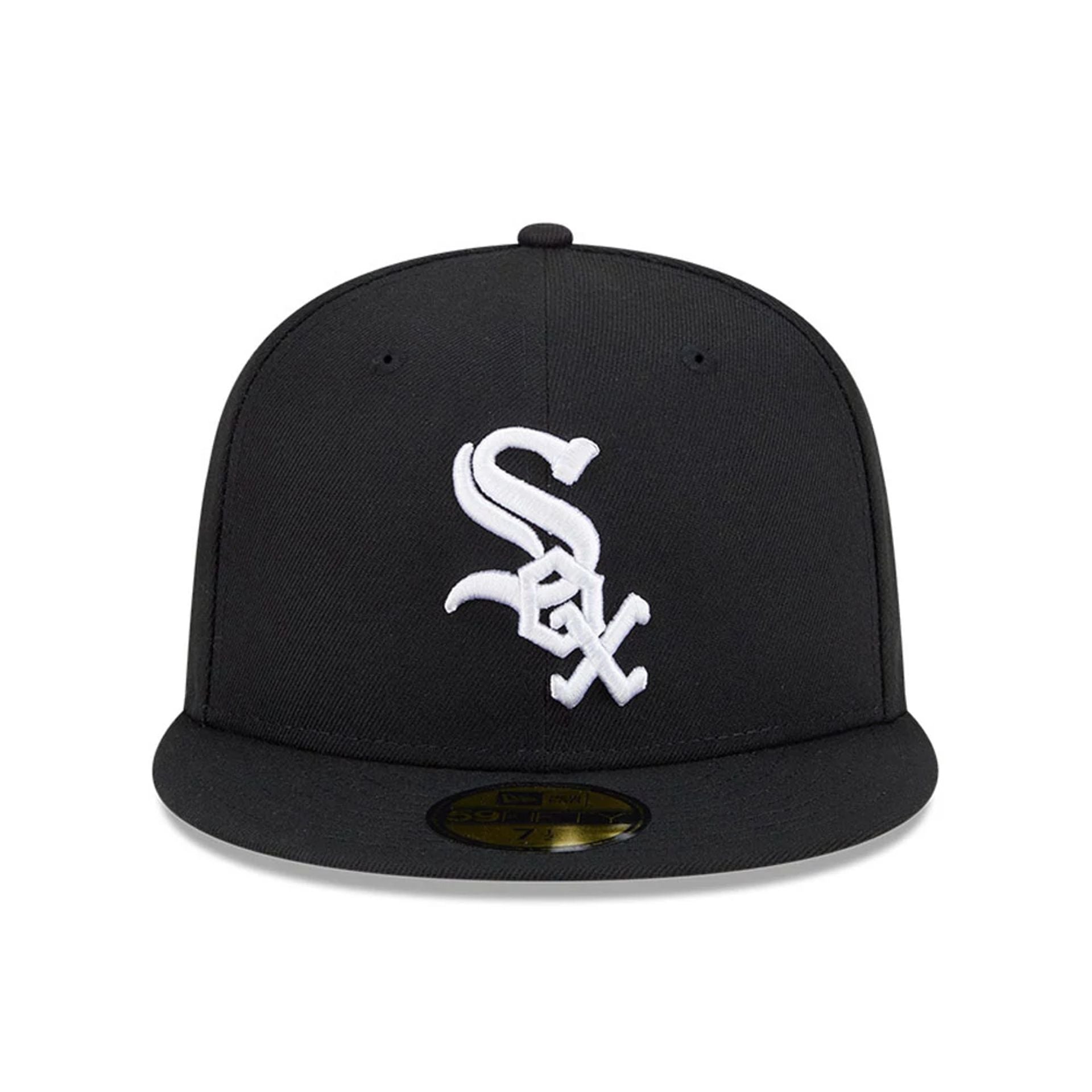 This is a Chicago White Sox Floral Undervisor Black 59FIFTY Fitted Cap 3
