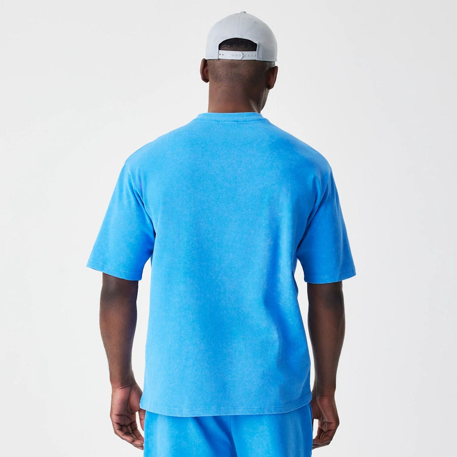 The Male model is wearing Red Bull Racing Blue Oversized T-Shirt 2