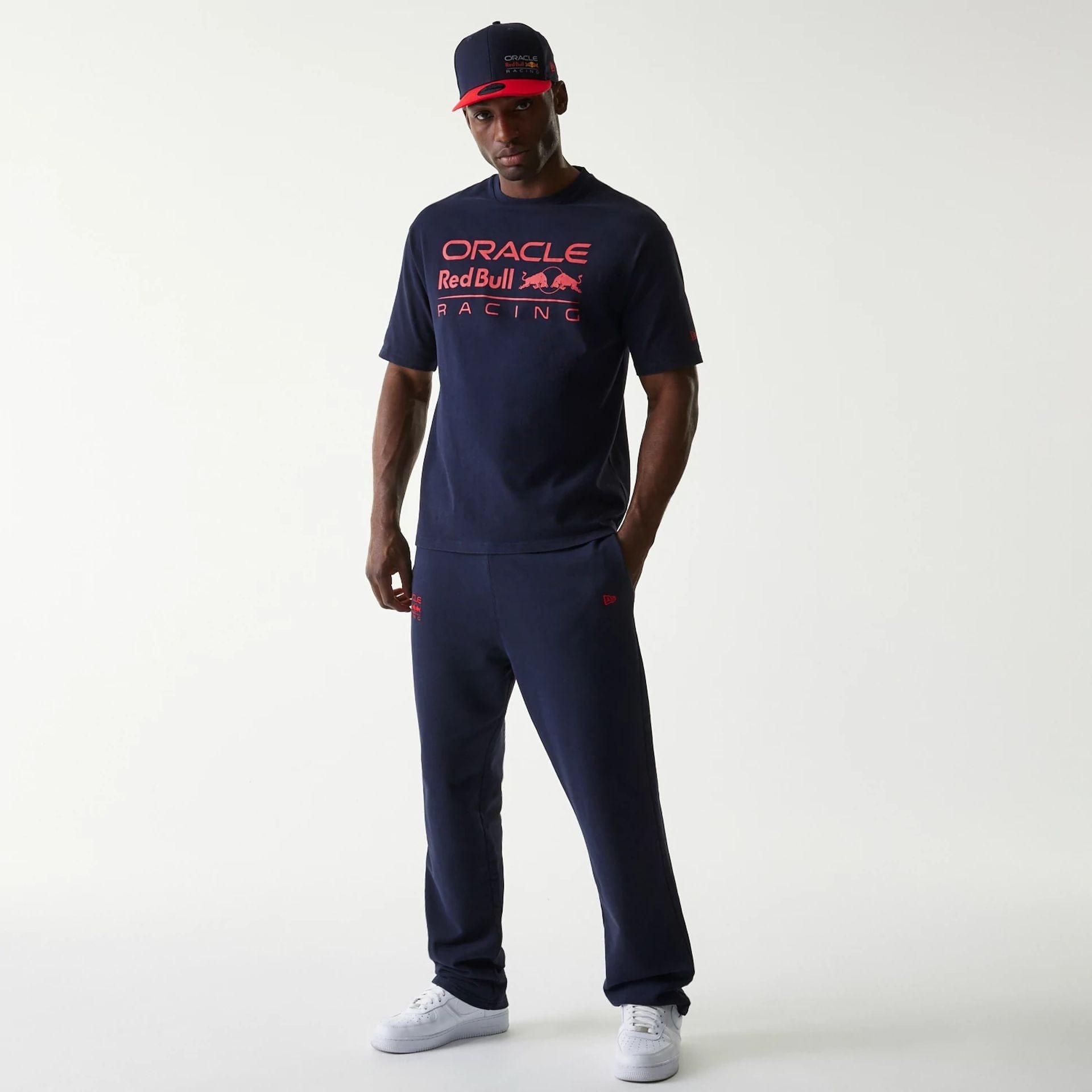 The Male model is wearing Red Bull Racing Dark Blue Joggers 8