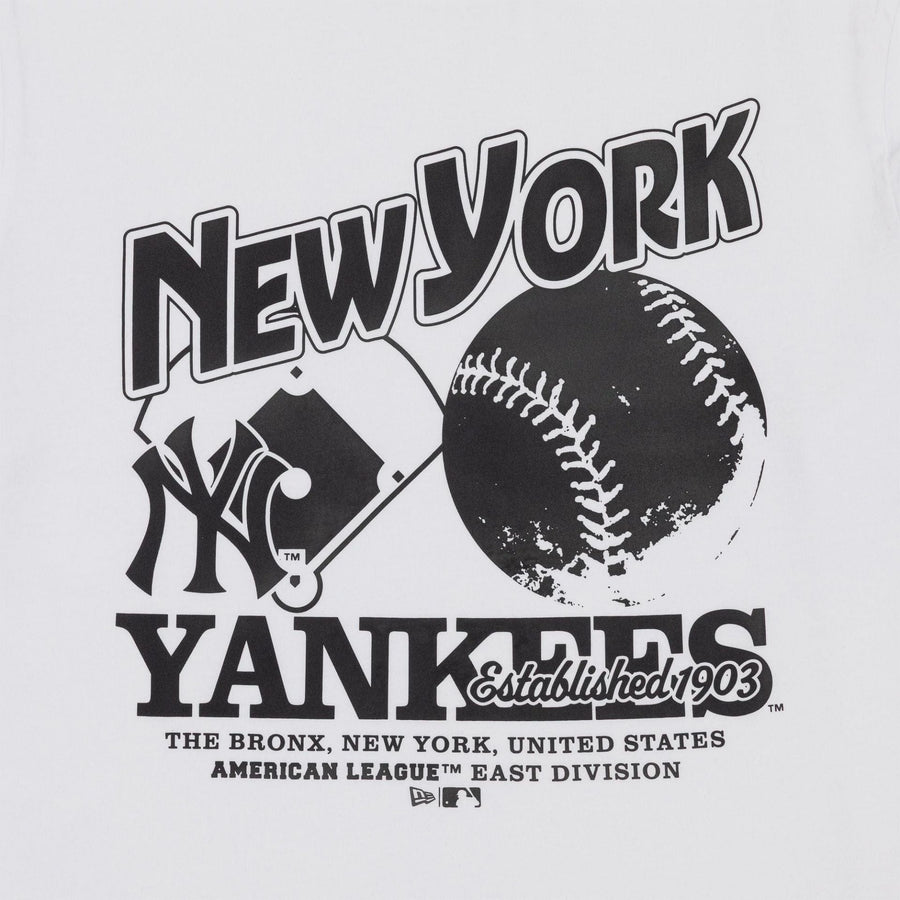 The Male model is wearing New York Yankees MLB White T-Shirt 3