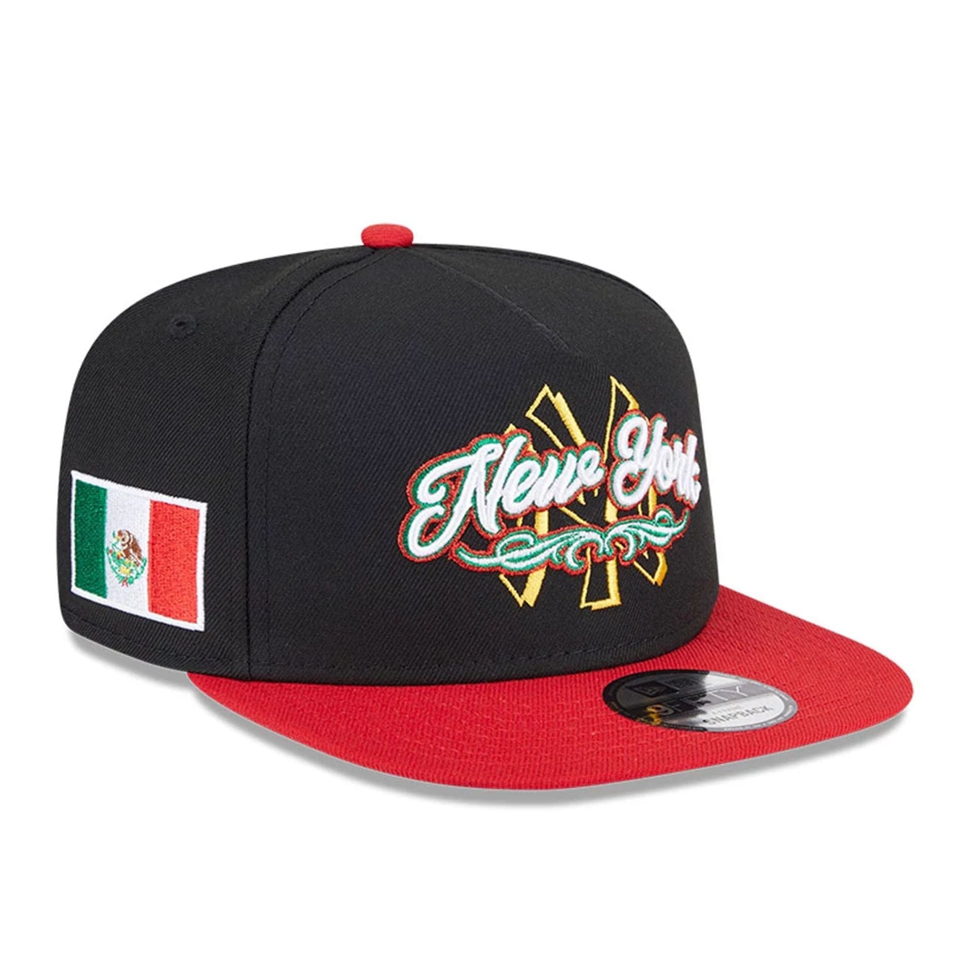 This is a New York Yankees City Script Black 9FIFTY A-Frame Snapback Adjustable Cap 1